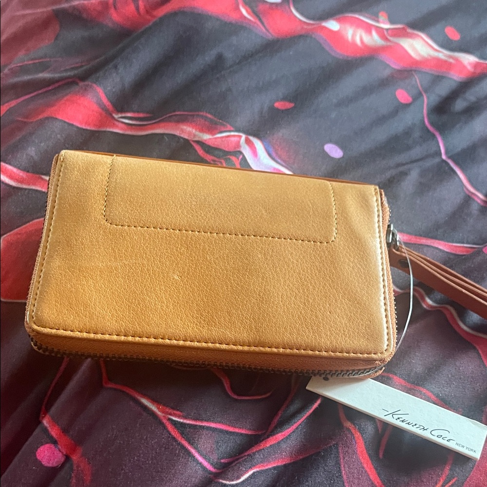 Kenneth Cole Brown Women's Wallet